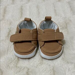 Tan newborn baby boy shoes